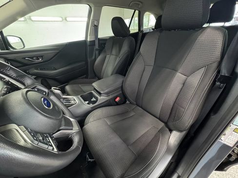 Used 2024 Subaru Outback Premium AWD/4WD image 12
