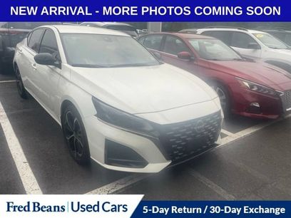 Used 2023 Nissan Altima 2.5 SR