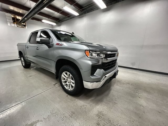 Certified 2023 Chevrolet Silverado 1500 LT AWD/4WD image 2