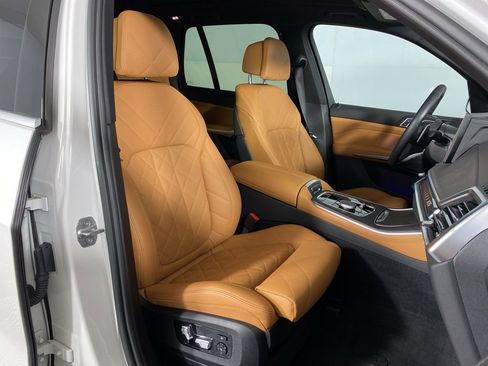 Certified 2024 BMW X5 xDrive40i w/ Parking Assistance Package AWD/4WD image 37