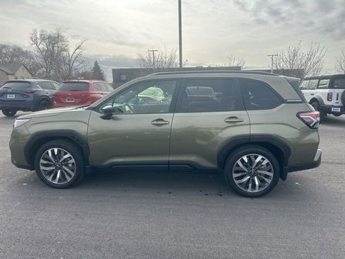 Certified 2025 Subaru Forester Touring w/ Popular Package - Touring AWD/4WD image 7