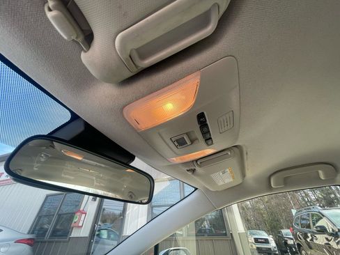 Used 2020 Toyota Corolla LE w/ Carpet Mat Package (TMS) FWD image 16