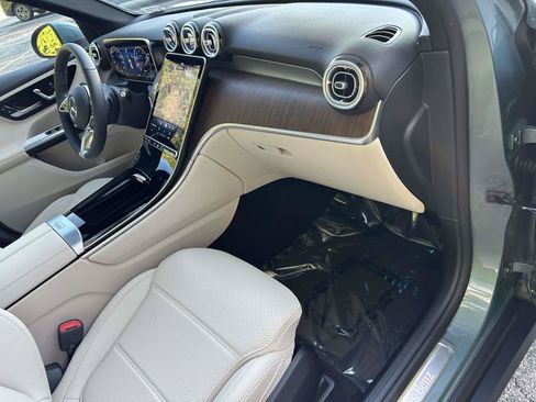 New 2027 Mercedes-Benz GLC 300 image 42