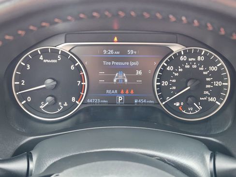 Used 2024 Nissan Altima 2.5 SR image 12