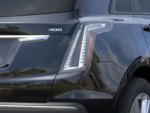 New 2026 Cadillac XT5 Sportv image 11