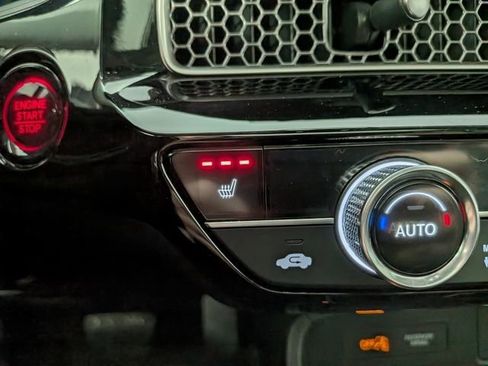 Certified 2024 Honda Civic EX image 10