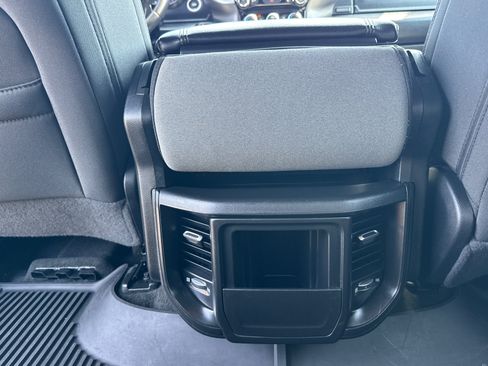 Used 2022 RAM 1500 Big Horn AWD/4WD image 8