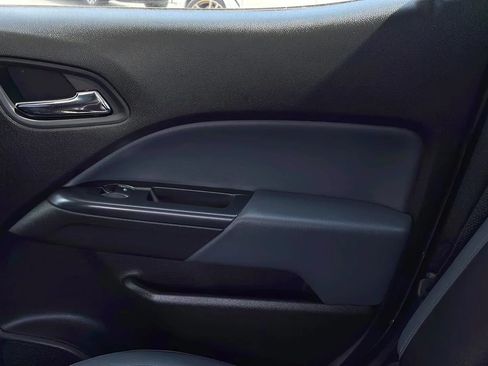 Used 2016 Chevrolet Colorado Z71 RWD image 30