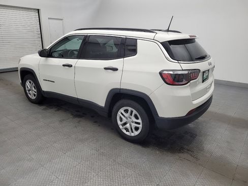 Used 2021 Jeep Compass Sport image 3