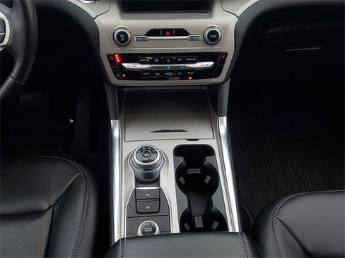 Certified 2023 Ford Explorer XLT w/ Equipment Group 202A image 26