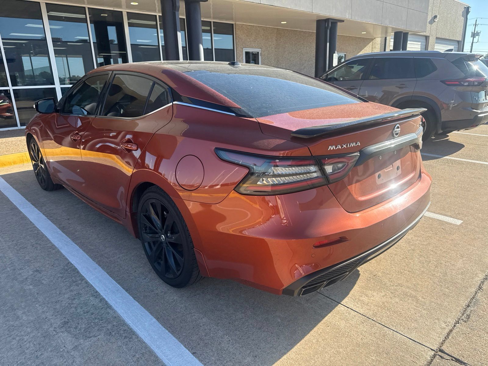 Certified 2022 Nissan Maxima SR w/ Sport Mat Group FWD image 5