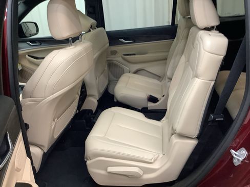 New 2026 Jeep Grand Cherokee L Limited image 28