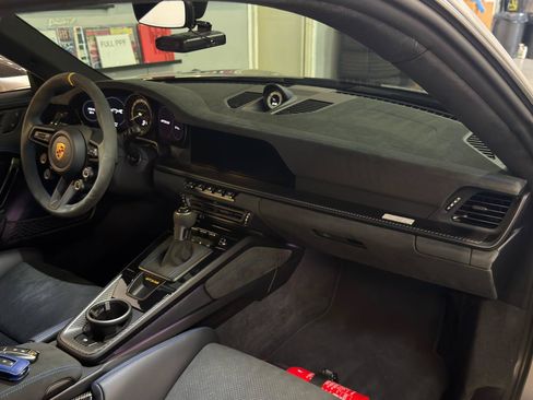 Used 2024 Porsche 911 GT3 RS RWD image 17