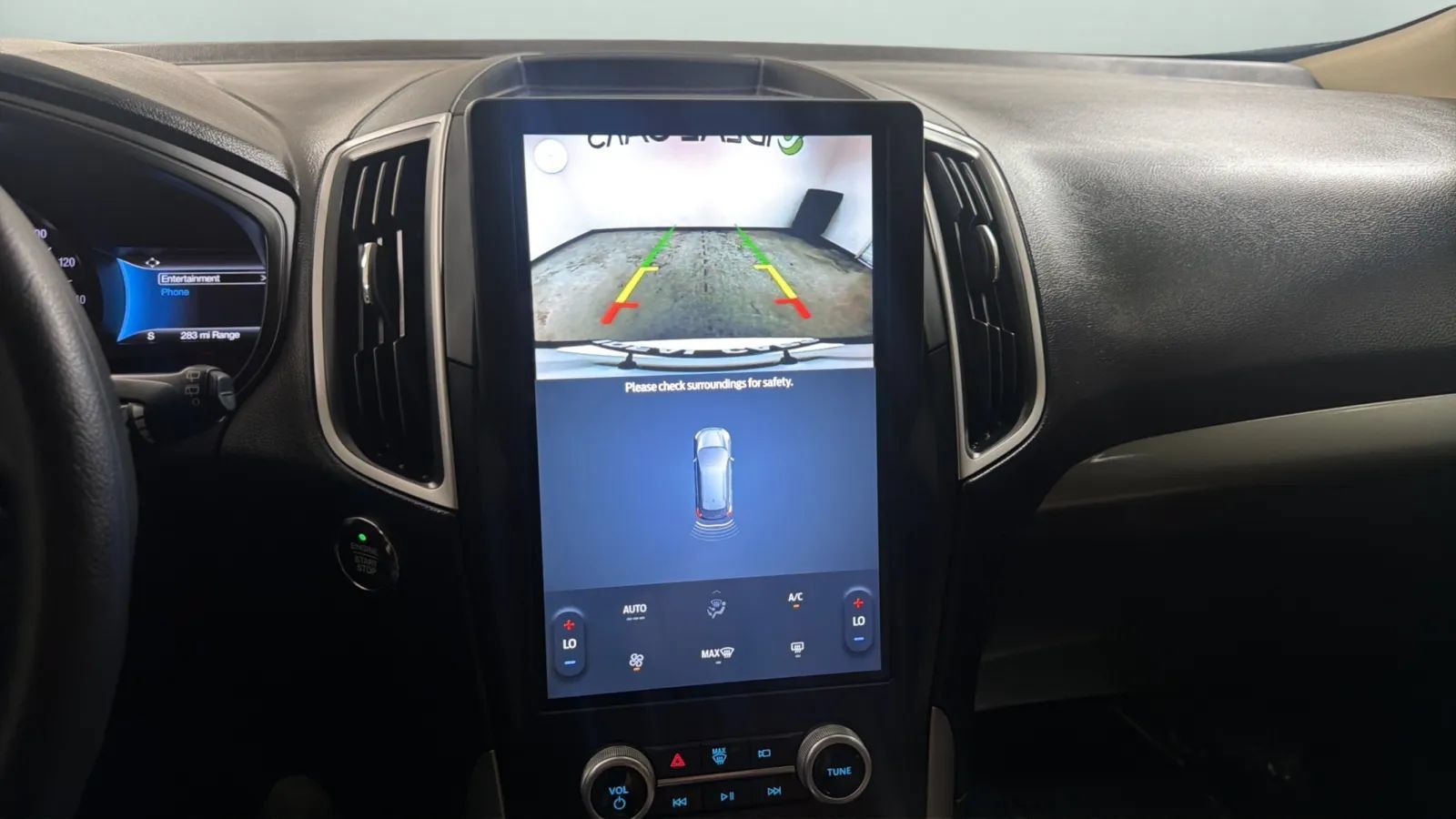 Used 2022 Ford Edge SE w/ Black Appearance Package AWD/4WD image 14