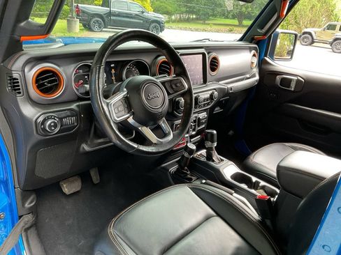 Used 2022 Jeep Gladiator Mojave w/ LED Lighting Group AWD/4WD image 23