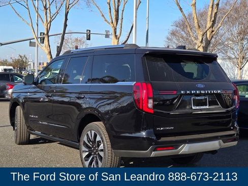 New 2026 Ford Expedition Platinum w/ Driver's Package image 6