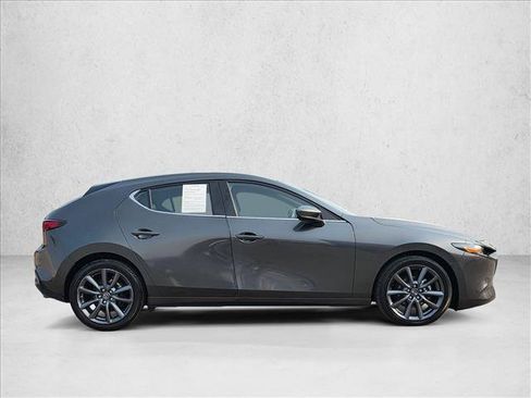 Used 2021 MAZDA MAZDA3 s FWD image 6