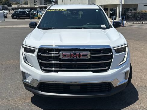 New 2025 GMC Acadia Elevation w/ Elevation Premium Package AWD/4WD image 2
