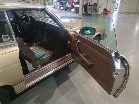 Used 1987 Mercedes-Benz 560 SL image 47