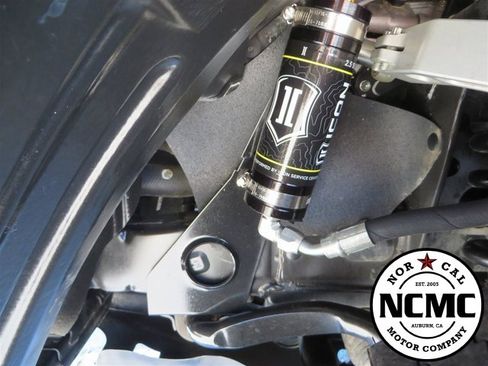 Used 2021 Toyota Tacoma TRD Sport image 21