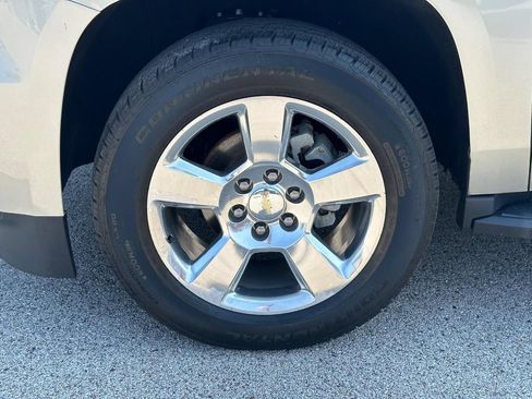 Used 2016 Chevrolet Tahoe LT w/ Luxury Package RWD image 7