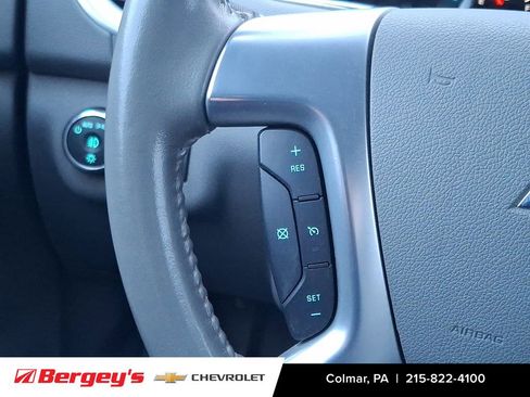 Certified 2017 Chevrolet Traverse LT w/ Style and Technology Package image 25