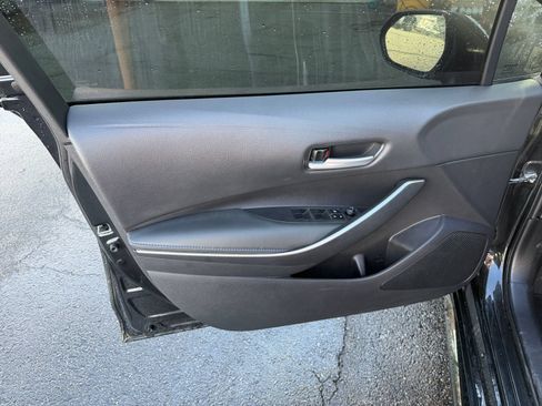 Used 2022 Toyota Corolla SE w/ Carpet Mat Package (TMS) FWD image 19