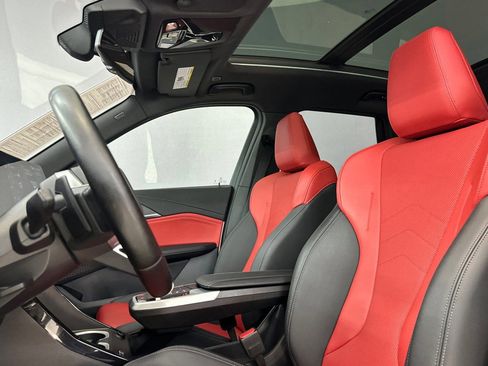 Used 2023 BMW X1 xDrive28i w/ M Sport Package image 5