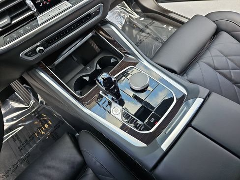 Used 2023 BMW X6 xDrive40i w/ Premium Package image 25