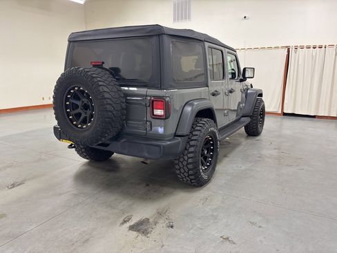 Used 2020 Jeep Wrangler Unlimited Sport S image 8