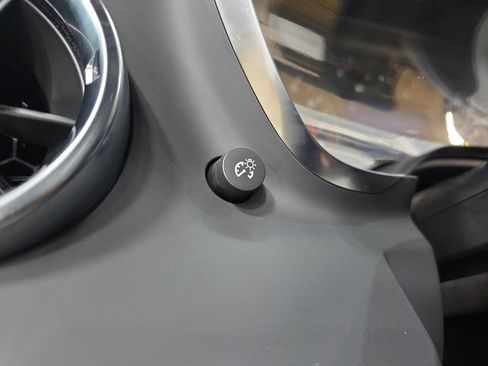 Used 2024 Chevrolet Camaro LT w/ Technology Package RWD image 23