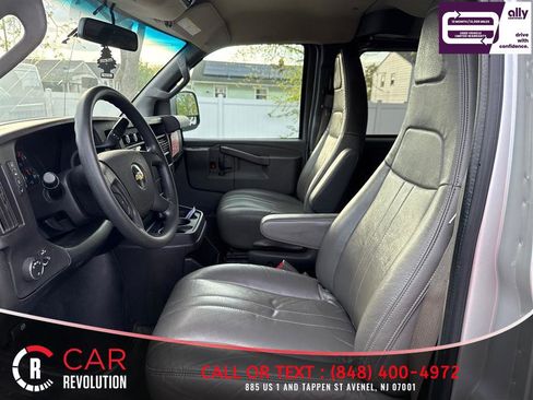 Used 2020 Chevrolet Express 3500 LS image 7