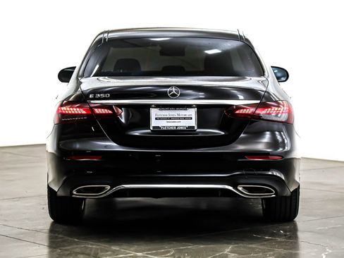 Used 2022 Mercedes-Benz E 350 Sedan image 5