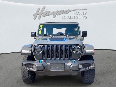 Used 2023 Jeep Wrangler Unlimited Rubicon 4xe w/ Cold Weather Group AWD/4WD image 10