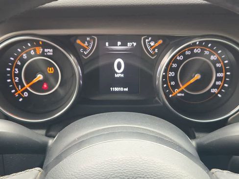 Used 2018 Jeep Wrangler Unlimited Sport S AWD/4WD image 32