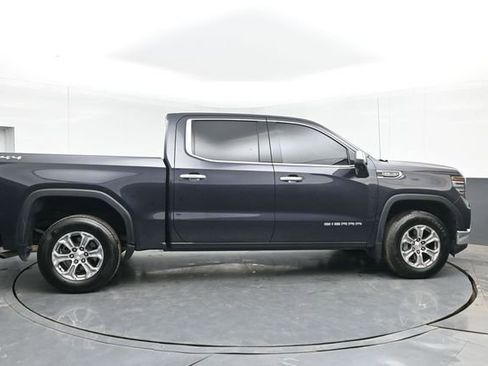 Used 2024 GMC Sierra 1500 SLT AWD/4WD image 15