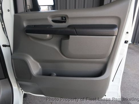 Used 2020 Nissan NV 2500 SV w/ Back Door Glass Package RWD image 24