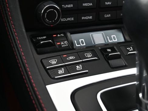 Certified 2024 Porsche 718 Boxster RWD image 15