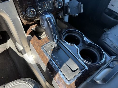 Used 2013 Ford F150 Platinum image 19