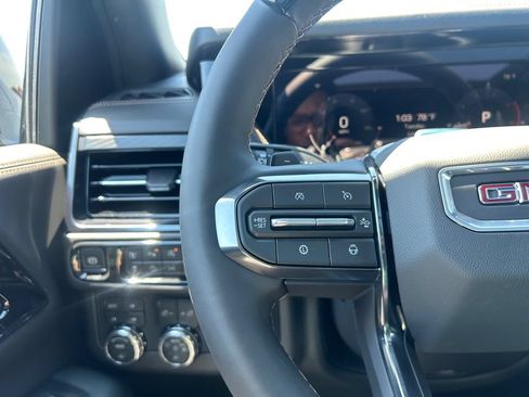 New 2026 GMC Yukon Denali Ultimate AWD/4WD image 21