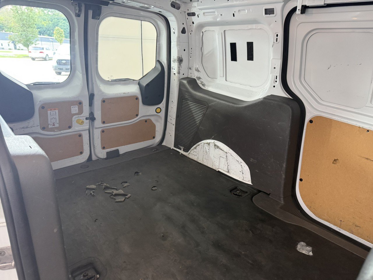 Used 2021 Ford Transit Connect XL FWD image 14