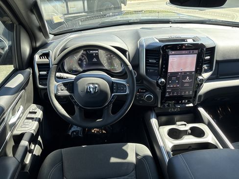 Used 2025 RAM 1500 Big Horn image 18