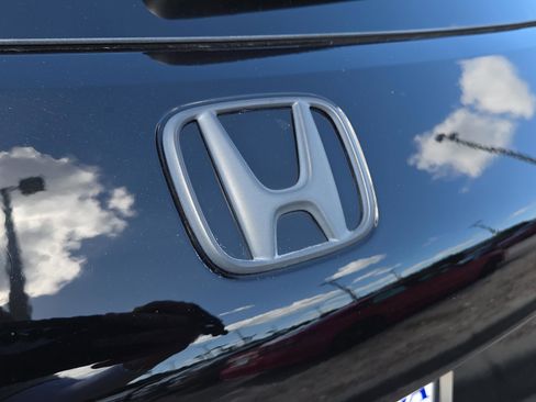 Used 2024 Honda HR-V Sport image 36