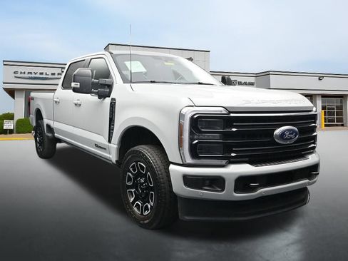 Used 2026 Ford F250 Platinum AWD/4WD image 7