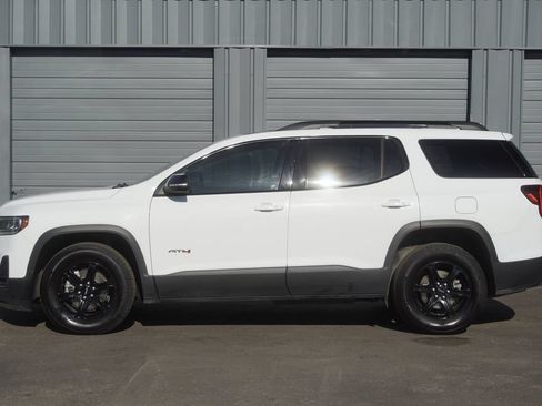 Used 2022 GMC Acadia AT4 w/ Preferred Package AWD/4WD image 2