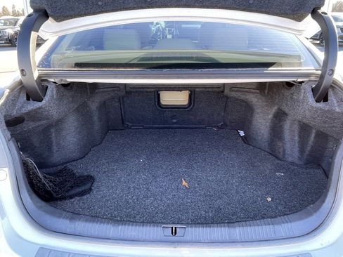 Used 2018 Toyota Avalon XLE image 25