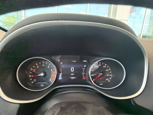Used 2018 Jeep Compass Latitude w/ Popular Equipment Group AWD/4WD image 19