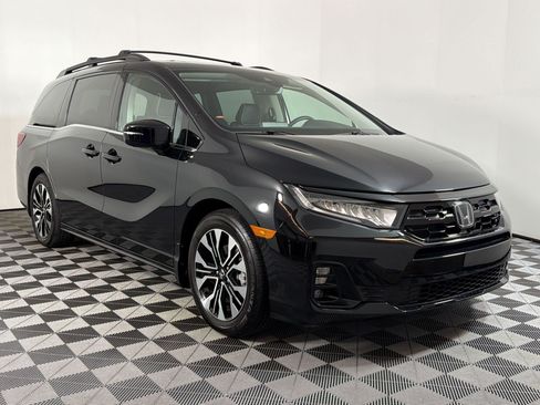 Used 2025 Honda Odyssey Elite image 25