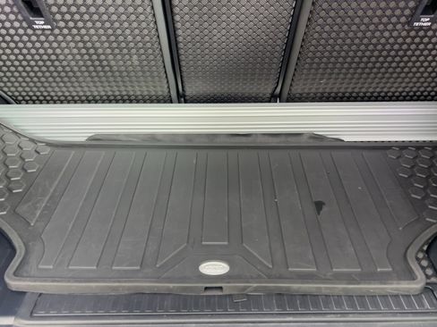 Used 2023 Land Rover Defender 110 75th Limited Edition image 26