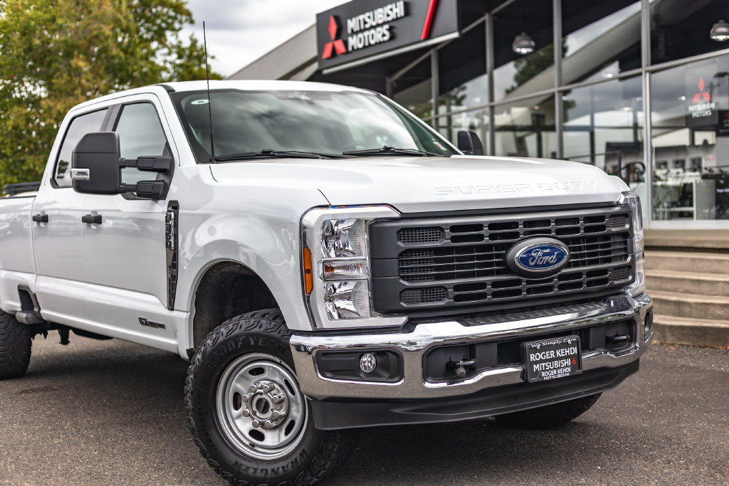 Used 2025 Ford F350 XL w/ XL Off-Road Package AWD/4WD image 3